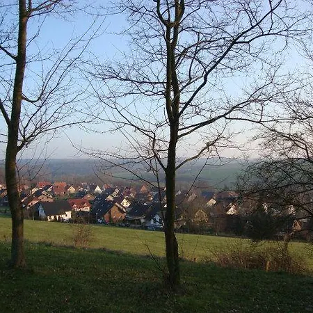 Traumhaftes בית נופש Husen